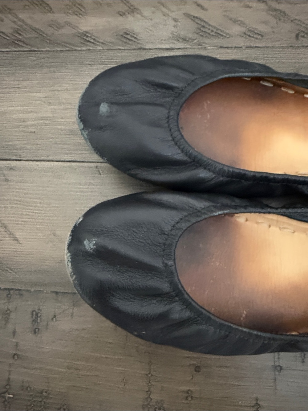 Teaks flats size 7 - Picture 2 of 4